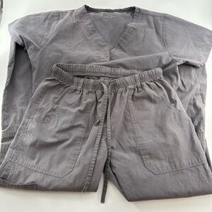 Black Star Women's Gray Scrub Set